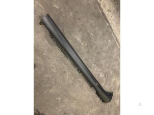 Gebruikte Sideskirt links BMW X3 (F25) xDrive20d 16V Prijs op aanvraag aangeboden door Autodemontage van de Laar