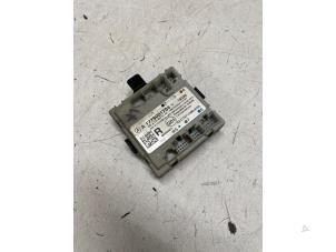 Gebruikte Deur module Mercedes A Limousine (177.1) 1.3 A-200 Turbo Prijs € 40,00 Margeregeling aangeboden door Autodemontage van de Laar