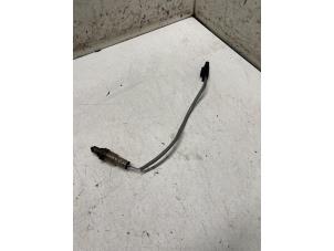 Gebruikte Lambda Sonde Mercedes A Limousine (177.1) 1.3 A-200 Turbo Prijs € 40,00 Margeregeling aangeboden door Autodemontage van de Laar