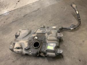 Gebruikte Brandstoftank Opel Vivaro 1.6 CDTi BiTurbo 125 Prijs € 272,25 Inclusief btw aangeboden door Autodemontage van de Laar