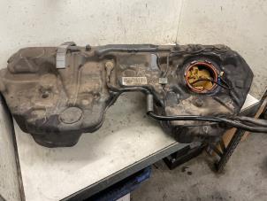 Gebruikte Brandstoftank Mercedes C (W205) C-220 2.2 CDI BlueTEC, C-220 d 16V Prijs op aanvraag aangeboden door Autodemontage van de Laar