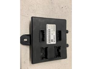 Gebruikte Computer Diversen Renault Clio IV Estate/Grandtour (7R) 1.5 Energy dCi 90 FAP Prijs € 100,00 Margeregeling aangeboden door Autodemontage van de Laar