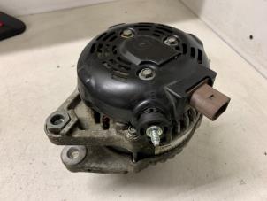 Gebruikte Dynamo Toyota Aygo (B40) 1.0 12V VVT-i Prijs € 50,00 Margeregeling aangeboden door Autodemontage van de Laar