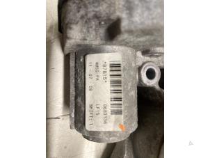 Gebruikte Gasklephuis Volvo C30 (EK/MK) 1.8 16V Prijs € 95,00 Margeregeling aangeboden door Autodemontage van de Laar