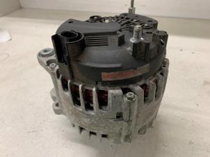 Gebruikte Dynamo Volkswagen Crafter 2.0 TDI 16V Prijs op aanvraag aangeboden door Autodemontage van de Laar