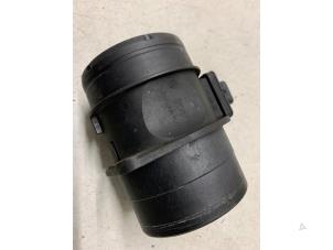 Gebruikte Luchtmassameter Volkswagen Crafter 2.0 TDI 16V Prijs € 50,00 Margeregeling aangeboden door Autodemontage van de Laar