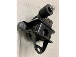 Gebruikte Motorrubber Toyota Aygo (B40) 1.0 12V VVT-i Prijs op aanvraag aangeboden door Autodemontage van de Laar