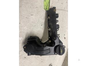 Gebruikte Kleppendeksel Opel Crossland (X) 1.2 Turbo 12V Euro 6 Prijs op aanvraag aangeboden door Autodemontage van de Laar