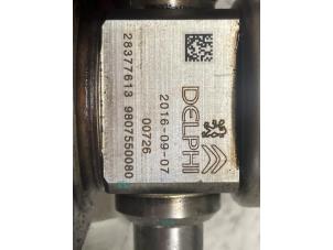 Gebruikte Hogedrukpomp Opel Crossland (X) 1.2 Turbo 12V Euro 6 Prijs op aanvraag aangeboden door Autodemontage van de Laar