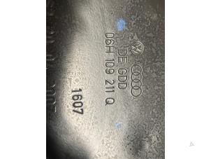 Gebruikte Distributiedeksel Volkswagen Passat (3C2) 1.8 TSI 16V Prijs op aanvraag aangeboden door Autodemontage van de Laar