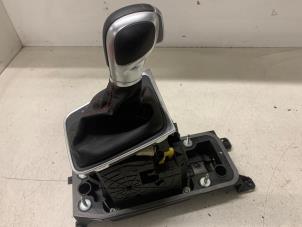 Gebruikte Selectiehendel automaat Volkswagen Golf VII (AUA) 2.0 GTI 16V Performance Package Prijs op aanvraag aangeboden door Autodemontage van de Laar