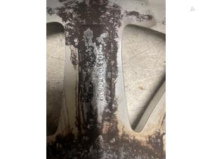 Gebruikte Velg Renault Megane IV (RFBB) 1.2 Energy TCE 130 Prijs € 75,00 Margeregeling aangeboden door Autodemontage van de Laar