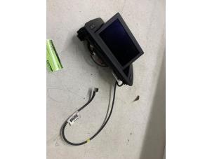 Gebruikte Display Interieur Peugeot 308 SW (4E/H) 1.6 VTI 16V Prijs € 150,00 Margeregeling aangeboden door Autodemontage van de Laar