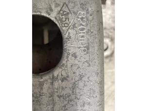 Gebruikte Bumperframe achter Renault Megane II (LM) 1.4 16V 82 Prijs € 25,00 Margeregeling aangeboden door Autodemontage van de Laar