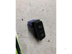 Gebruikte Deur module Volkswagen Up! (121) 1.0 MPI 12V Prijs € 30,25 Inclusief btw aangeboden door Autodemontage van de Laar