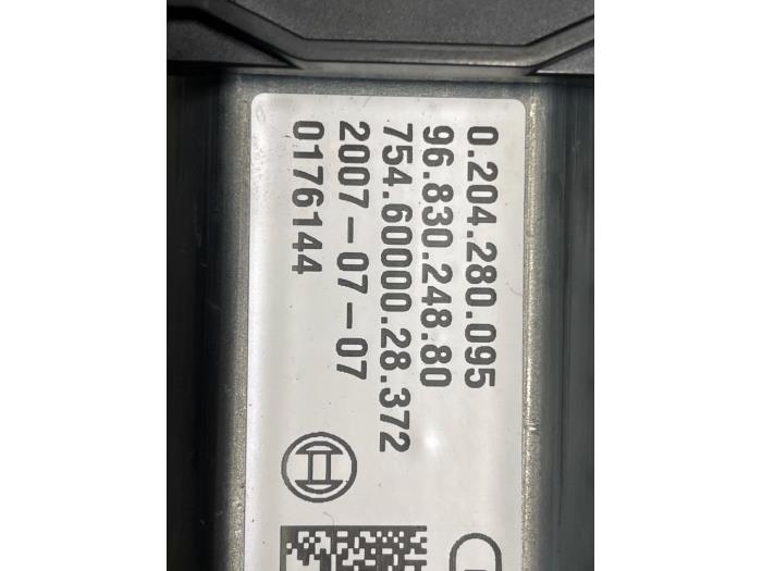 Gebruikte Handrem Computer Citroen C4 Picasso (UD/UE/UF) 1.8 16V Prijs € 175,00 Margeregeling aangeboden door Autodemontage van de Laar