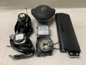 Gebruikte Airbag Set + Module Volkswagen Golf VI (5K1) 1.2 TSI BlueMotion Prijs € 500,00 Margeregeling aangeboden door Autodemontage van de Laar