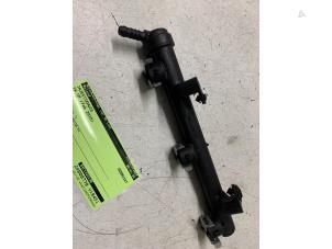 Gebruikte Injectiehuis Volkswagen Up! (121) 1.0 12V 60 Prijs € 50,00 Margeregeling aangeboden door Autodemontage van de Laar