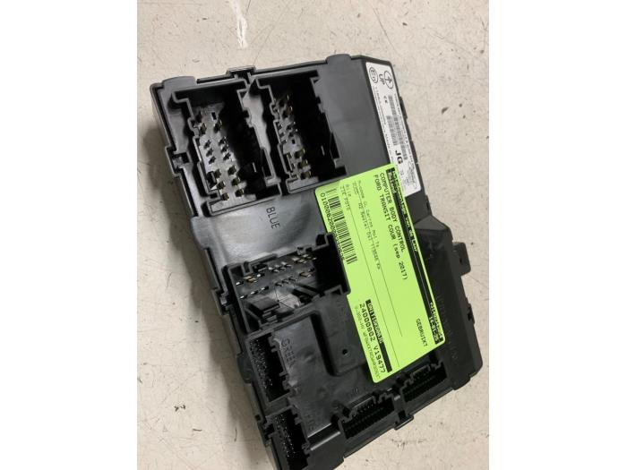 Computer Body Control van een Ford Transit Courier 1.5 TDCi 75 2017