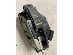 Gebruikte Slotmechaniek Portier 2Deurs rechts Ford Transit Courier 1.5 TDCi 75 Prijs € 50,00 Margeregeling aangeboden door Autodemontage van de Laar