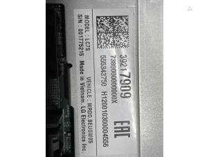 Gebruikte Display Multi Media regelunit Opel Astra K 1.2 Turbo 12V Prijs € 200,00 Margeregeling aangeboden door Autodemontage van de Laar