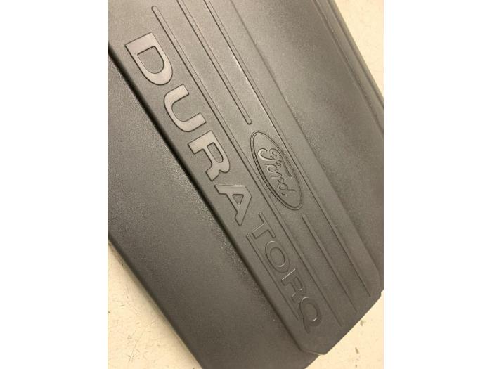 Motor Beschermplaat van een Ford Transit Courier 1.5 TDCi 75 2017