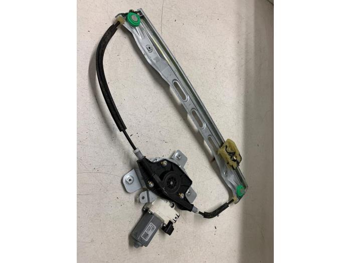 Ruitmechaniek 2Deurs rechts-voor van een Ford Transit Courier 1.5 TDCi 75 2017