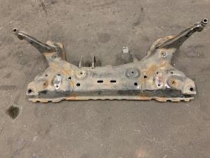 Gebruikte Subframe Ford Transit Courier 1.5 TDCi 75 Prijs € 125,00 Margeregeling aangeboden door Autodemontage van de Laar