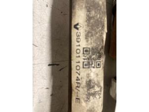 Gebruikte Steekas links-voor Renault Express 1.5 dCi 75 Prijs € 175,00 Margeregeling aangeboden door Autodemontage van de Laar