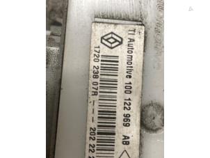 Gebruikte Brandstofpomp Elektrisch Renault Express 1.5 dCi 75 Prijs € 90,00 Margeregeling aangeboden door Autodemontage van de Laar