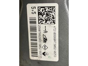 Gebruikte Rembooster Renault Express 1.5 dCi 75 Prijs € 75,00 Margeregeling aangeboden door Autodemontage van de Laar