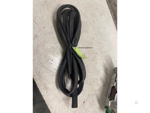 Gebruikte Achterkleprubber Renault Express 1.5 dCi 75 Prijs € 35,00 Margeregeling aangeboden door Autodemontage van de Laar