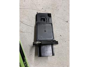 Gebruikte Luchtmassameter Nissan Note (E11) 1.6 16V Prijs op aanvraag aangeboden door Autodemontage van de Laar