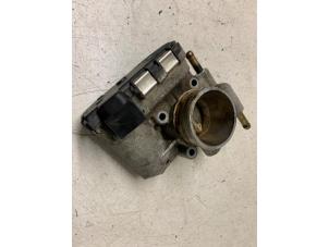 Gebruikte Gasklephuis Opel Corsa C (F08/68) 1.2 16V Twin Port Prijs € 50,00 Margeregeling aangeboden door Autodemontage van de Laar