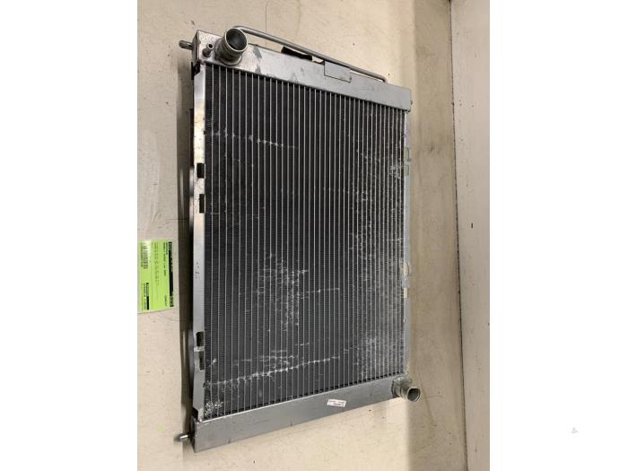 Gebruikte Radiateur Renault Twingo II (CN) 1.2 16V GT TCE Prijs € 35,00 Margeregeling aangeboden door Autodemontage van de Laar
