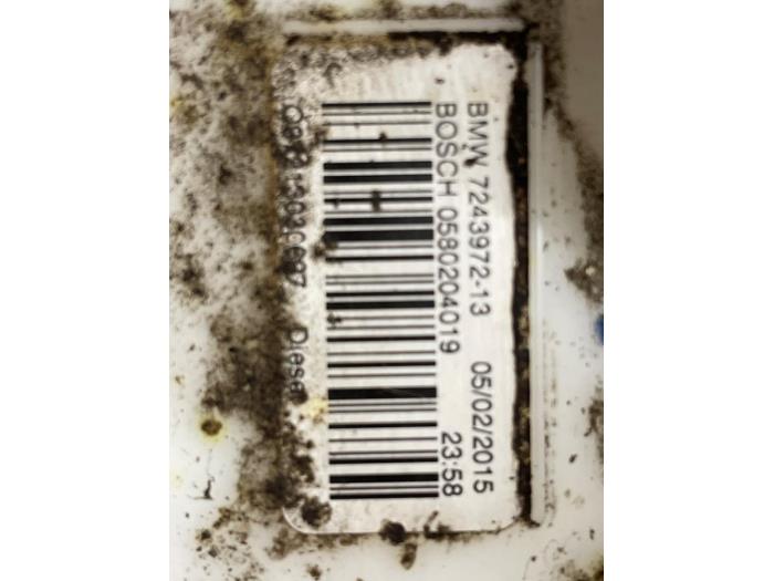 Gebruikte Tank element Pomp BMW 3 serie (F30) 318d 2.0 16V Prijs € 60,00 Margeregeling aangeboden door Autodemontage van de Laar