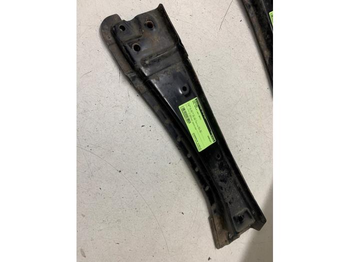 Gebruikte Subframe Opel Agila (B) 1.0 12V Prijs op aanvraag aangeboden door Autodemontage van de Laar