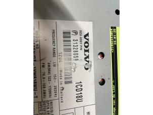 Gebruikte Radio Volvo C30 (EK/MK) 1.6 D2 16V Prijs € 100,00 Margeregeling aangeboden door Autodemontage van de Laar