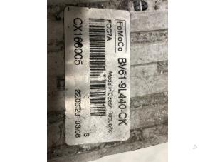 Gebruikte Intercooler Ford Transit Connect (PJ2) 1.5 EcoBlue Prijs € 50,00 Margeregeling aangeboden door Autodemontage van de Laar