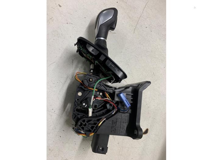 Gebruikte Selectiehendel automaat Ford Transit Connect (PJ2) 1.5 EcoBlue Prijs € 150,00 Margeregeling aangeboden door Autodemontage van de Laar
