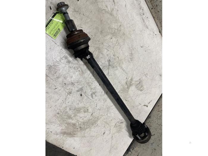 Aandrijfas rechts-achter van een Volkswagen Tiguan (AD1) 2.0 TSI 16V 4Motion 2018