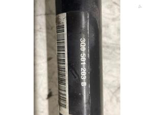 Gebruikte Aandrijfas links-achter Volkswagen Tiguan (AD1) 2.0 TSI 16V 4Motion Prijs € 125,00 Margeregeling aangeboden door Autodemontage van de Laar