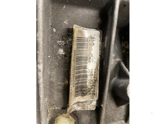 Gebruikte Versnellingsbak Renault Megane III Berline (BZ) 1.2 16V TCE 115 Prijs € 400,00 Margeregeling aangeboden door Autodemontage van de Laar