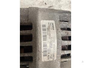 Gebruikte Dynamo Fiat Bravo (198A) 1.4 T-Jet 16V 120 Prijs € 50,00 Margeregeling aangeboden door Autodemontage van de Laar