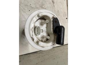 Gebruikte Brandstofpomp Elektrisch Peugeot Boxer (U9) 2.2 HDi 130 Euro 5 Prijs € 100,00 Margeregeling aangeboden door Autodemontage van de Laar