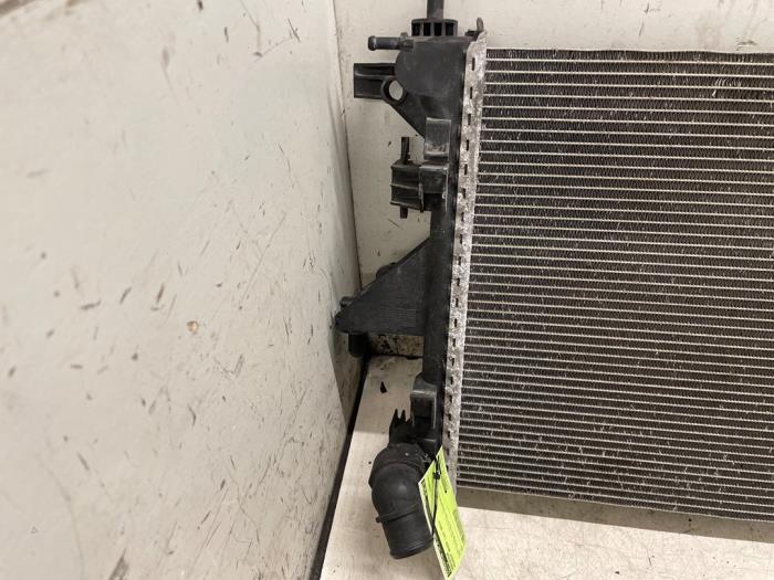 Radiateur van een Peugeot Boxer (U9) 2.2 HDi 130 Euro 5 2013