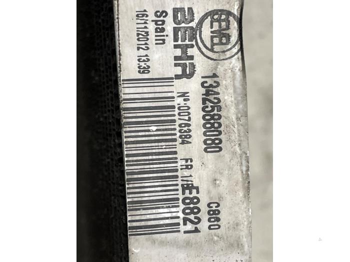 Radiateur van een Peugeot Boxer (U9) 2.2 HDi 130 Euro 5 2013