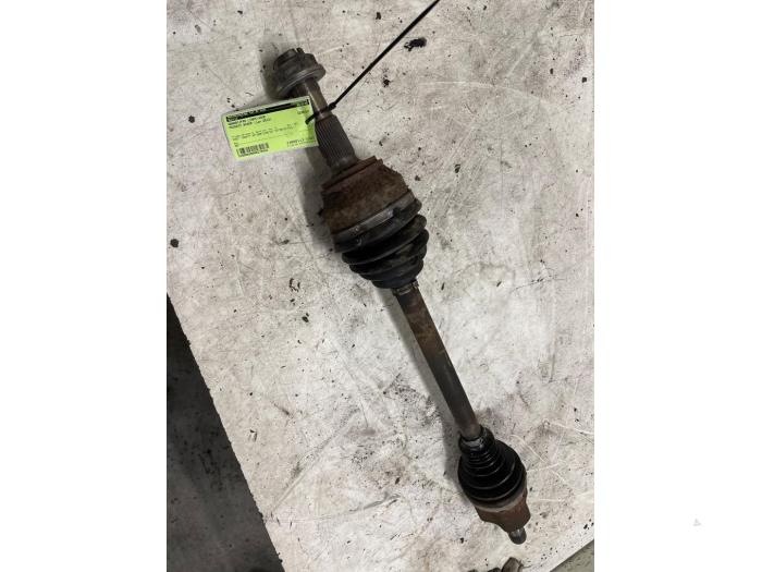 Gebruikte Aandrijfas links-voor Peugeot Boxer (U9) 2.2 HDi 130 Euro 5 Prijs € 150,00 Margeregeling aangeboden door Autodemontage van de Laar