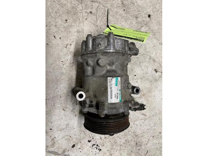 Aircopomp van een Peugeot Boxer (U9) 2.2 HDi 130 Euro 5 2013