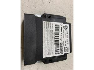 Gebruikte Airbag Module Volkswagen Caddy IV 1.4 TGI BlueMotion Prijs € 75,00 Margeregeling aangeboden door Autodemontage van de Laar